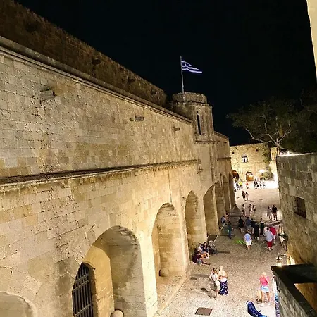 Rhodes Old Town Harmony Apartament *